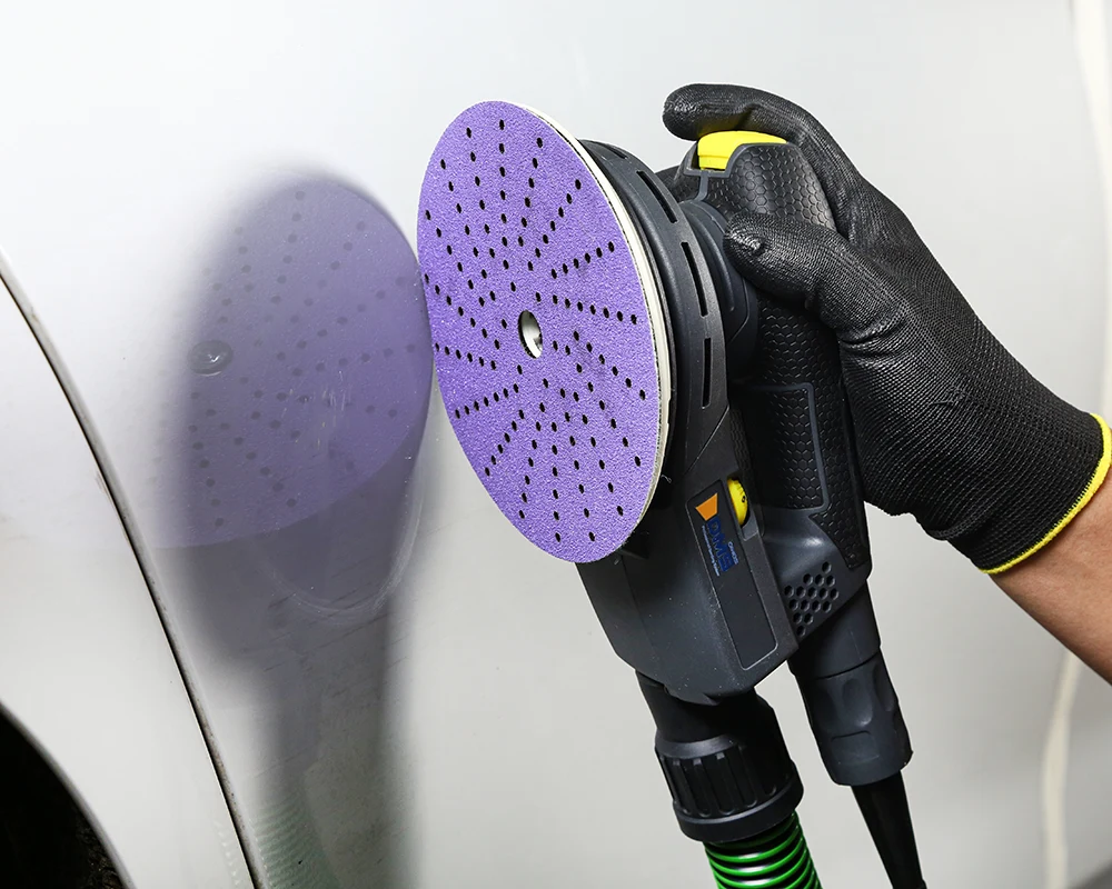 Saintréithe scríobaigh.